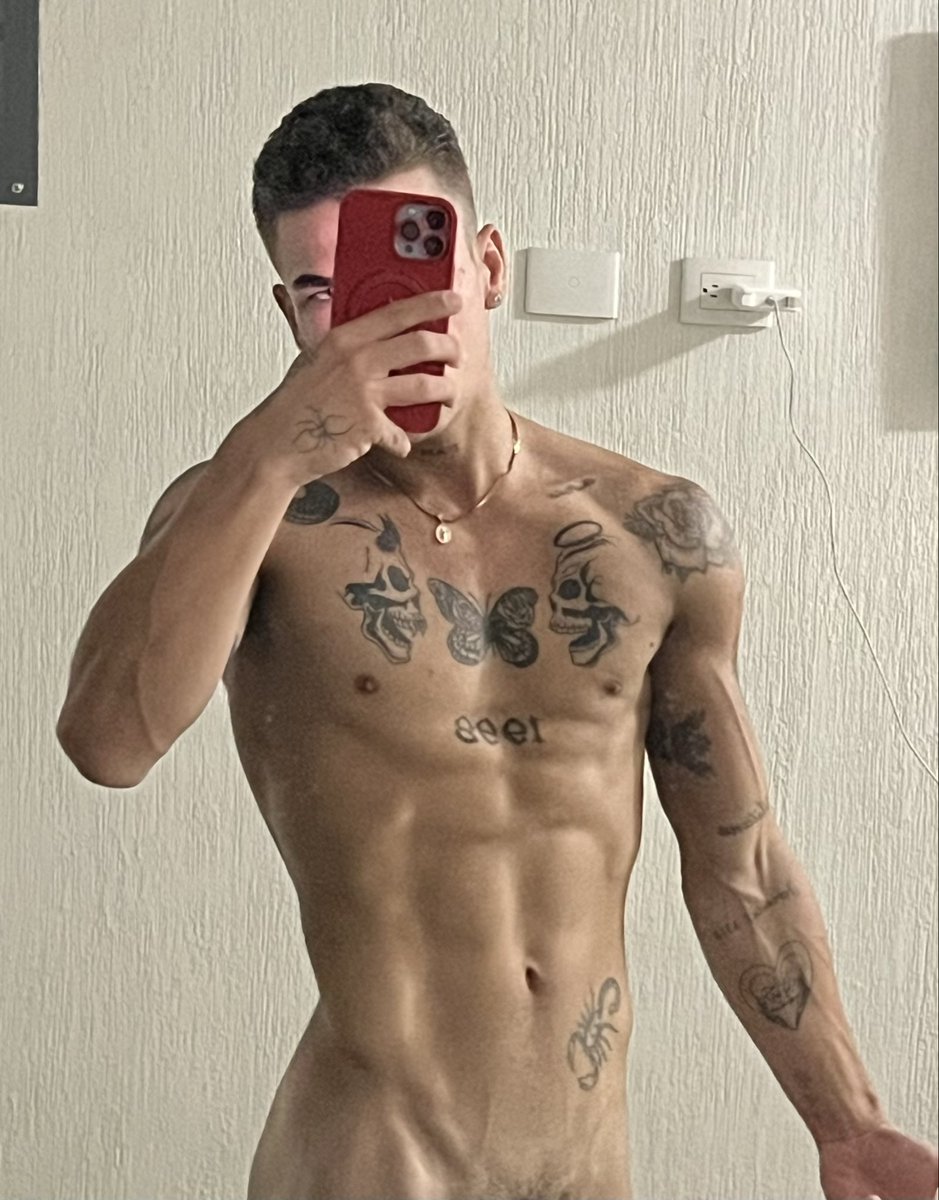 Eladrian420's tweet photo. •“Solo es un adelanto…”
Lo mejor está en el primer comentario.🔥 https://t.co/2Ku9DfcCbM