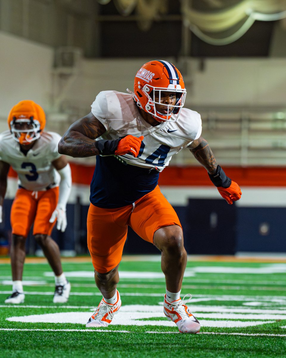 Illinois Football tweet media