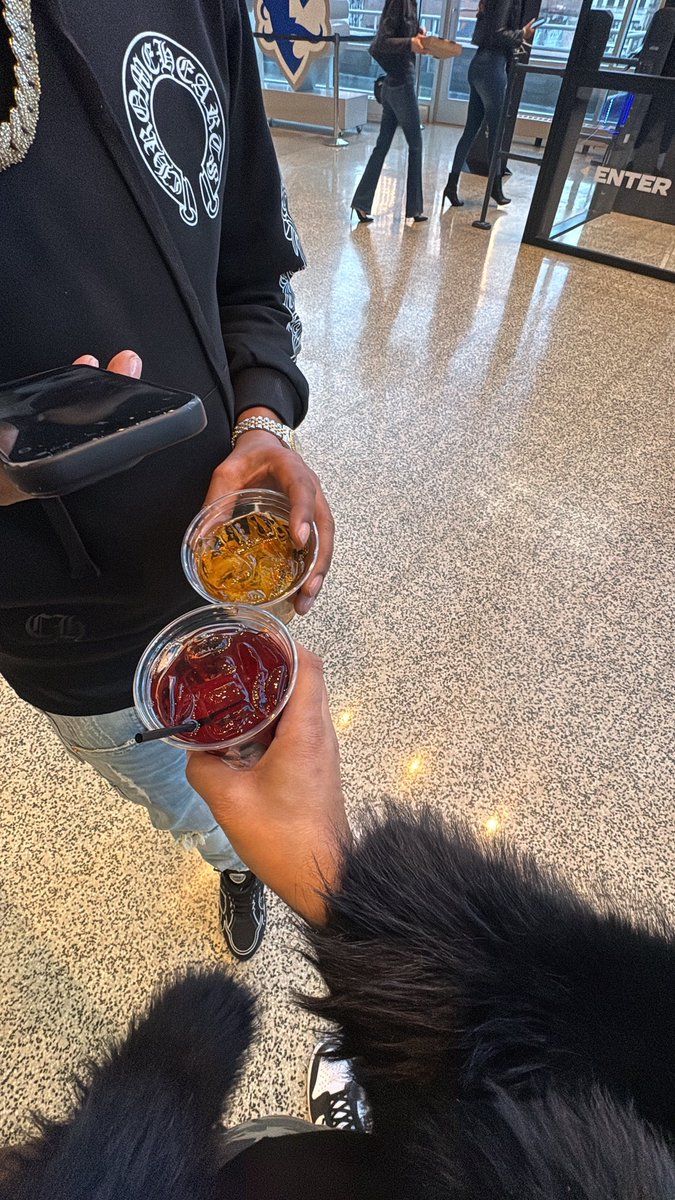 becnitty's tweet photo. Cardi ♥️ https://t.co/L4aOSYBpky