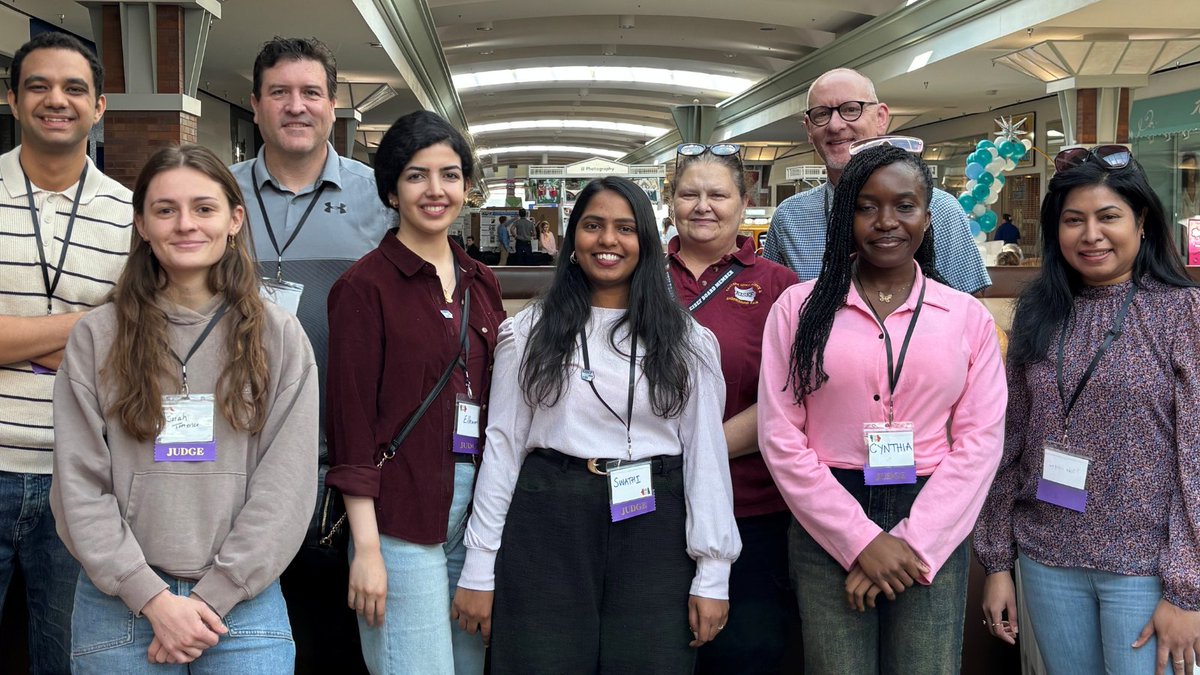 UIPharmacy tweet media