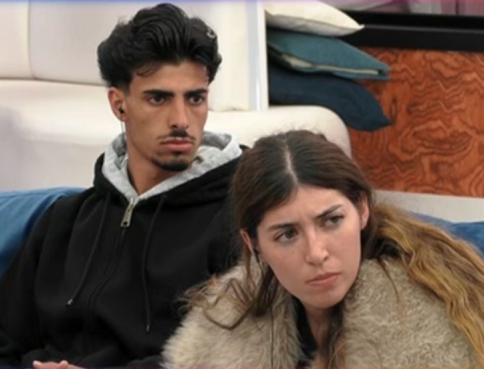 TVI acabar com estes porcos.

Que momento lindo #sstvi