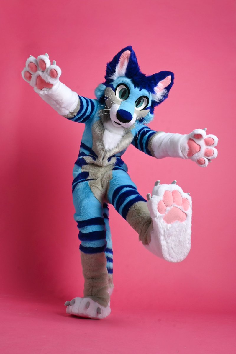 FableBeast Fursuits🍄🔜CFz🐾 tweet media