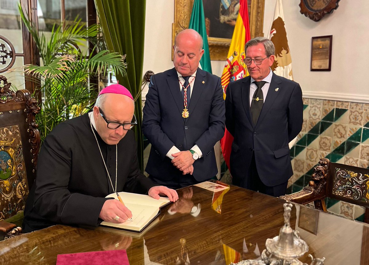 Ayuntamiento de Antequera tweet media