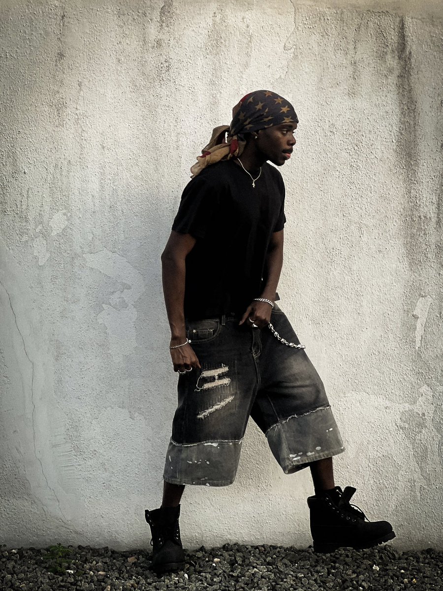 bigyazz ⛧ tweet media