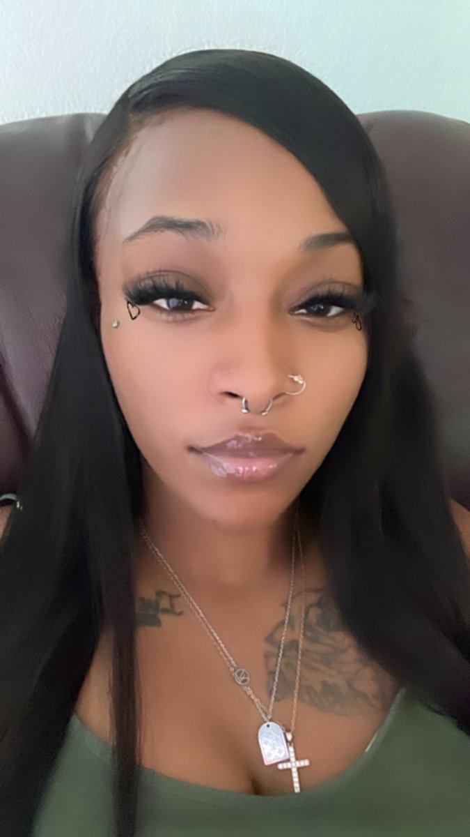 Big Mama 🖤😈 tweet media