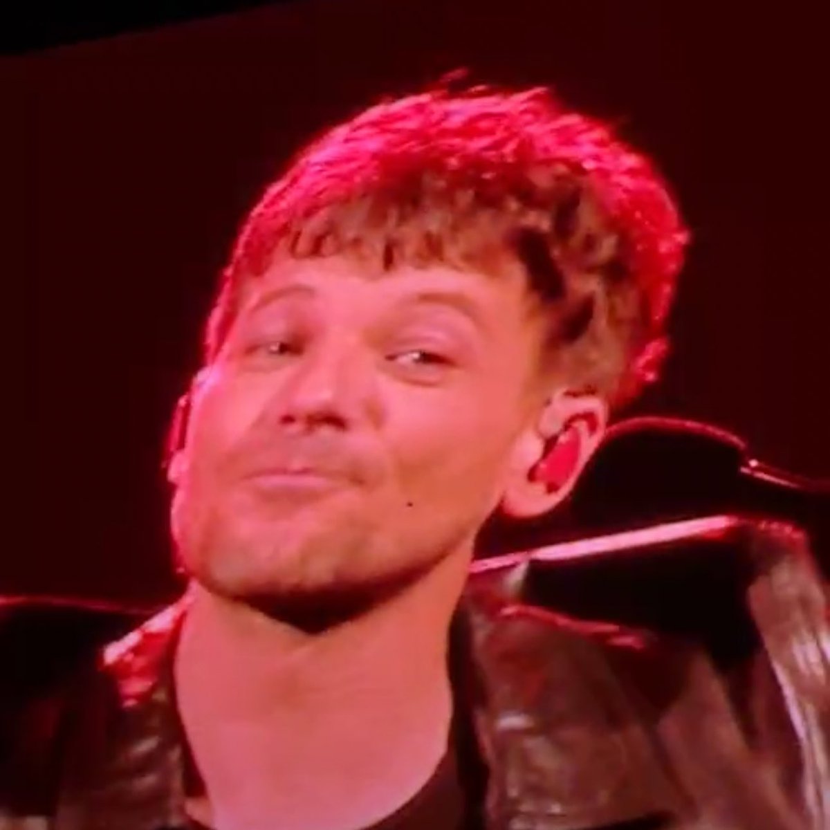 Bus1 🏳️‍🌈💋🪩🍋໑̣🍽️🌪️❯❯❯❯ tweet media