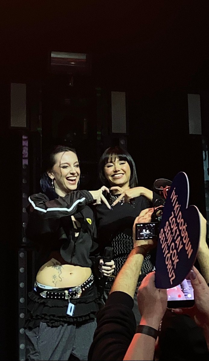 Aley🇫🇷 tweet media