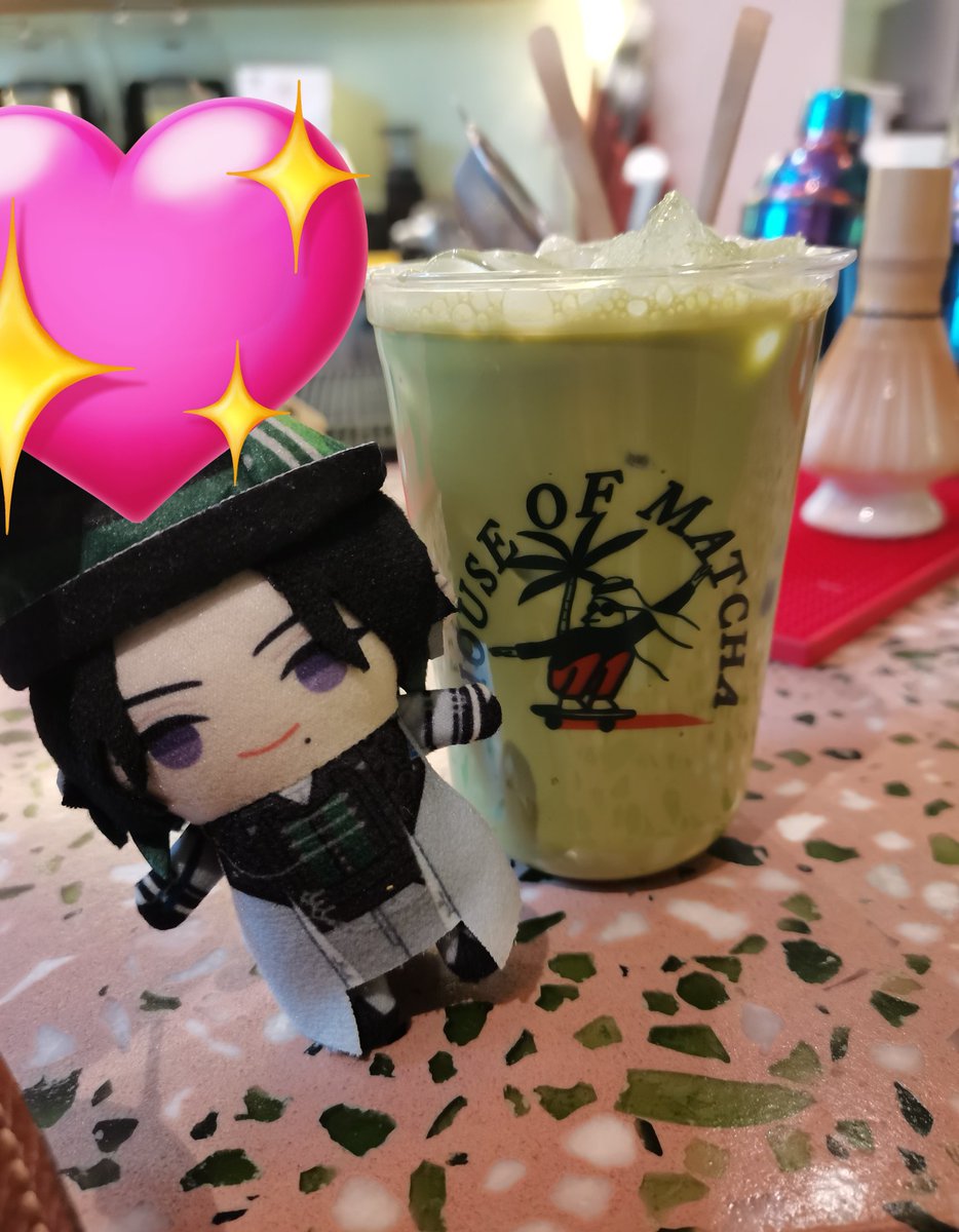 mera_hime's tweet photo. I touched grass with zepape today ✨💚
#zealmerch https://t.co/yaWHp8DnNn