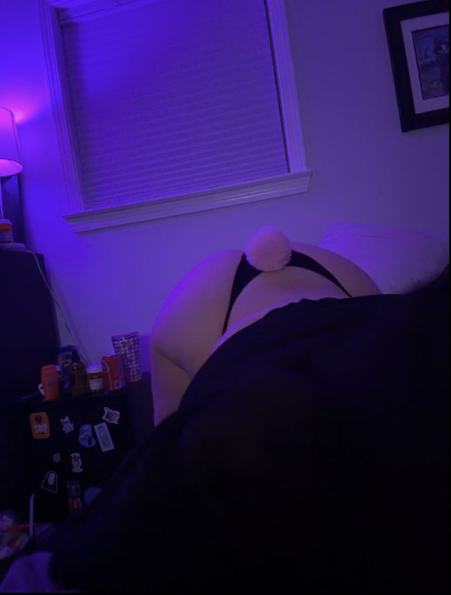 your local goth succubus tweet media