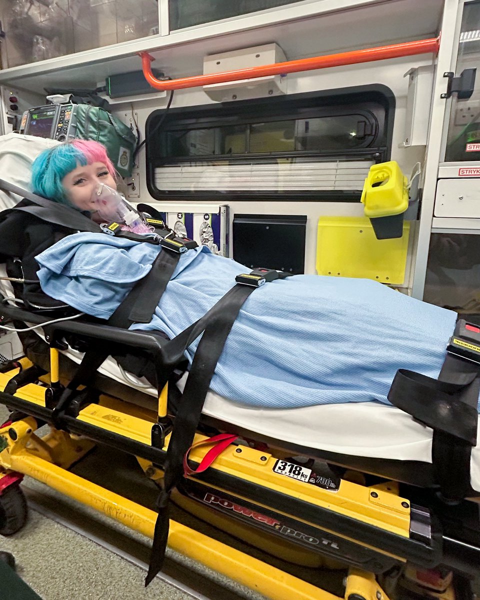 celeste ♡ a&e after dark!! @09/04/2026 tweet media