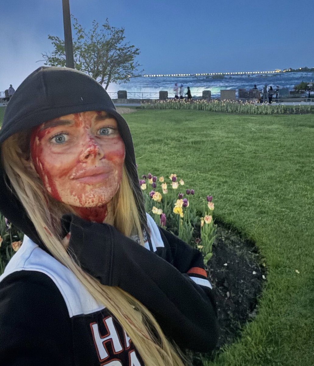 Samara Weaving Network tweet media