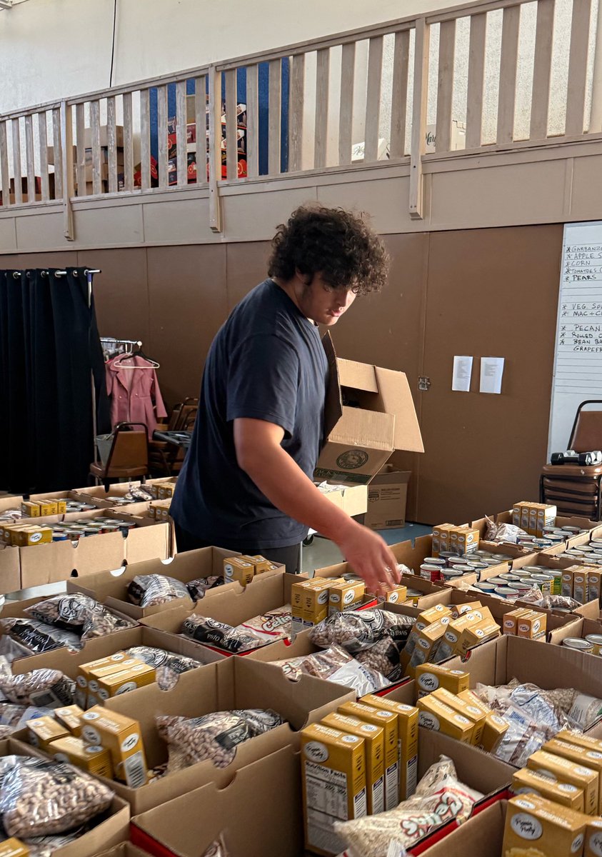 Justin Berna tweet media