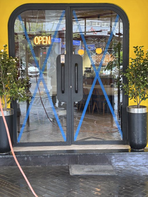 Living in Tehran (LiT) tweet media