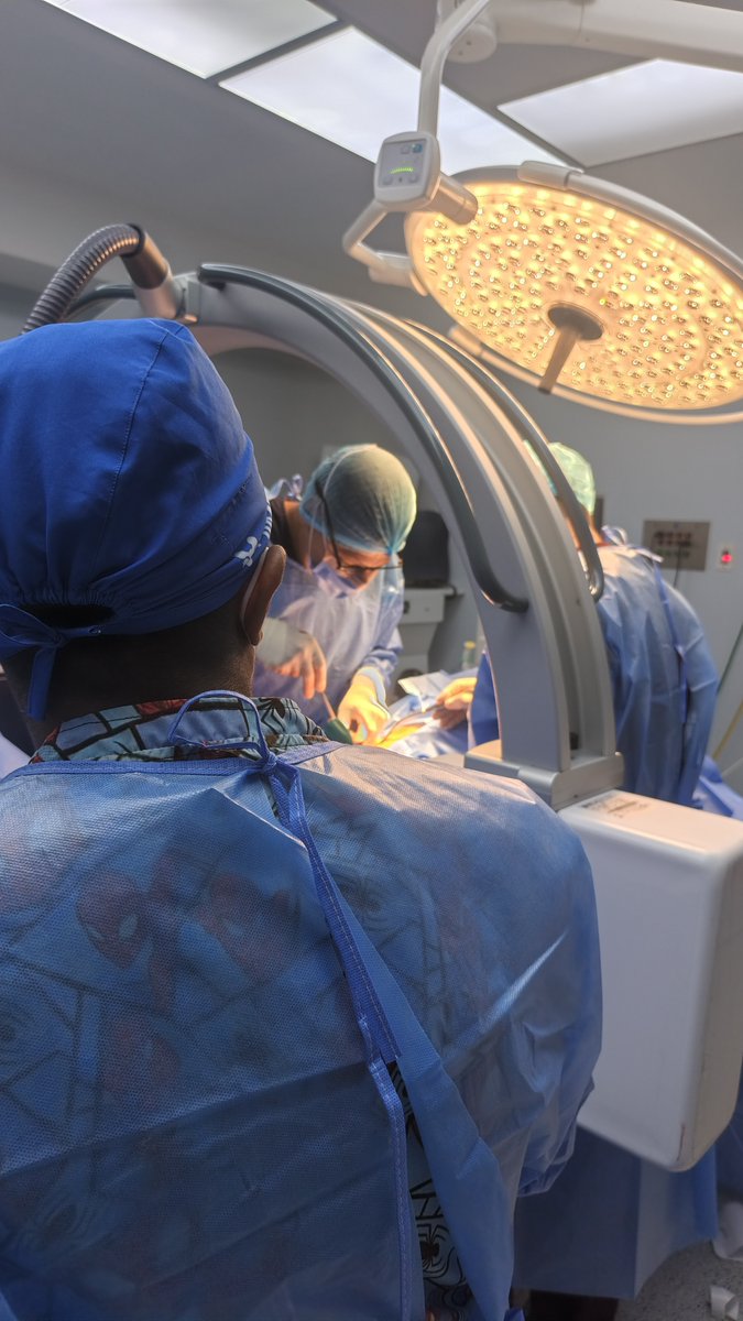 Hospital Dr. Gustavo Domínguez Z. 🇪🇨 tweet media