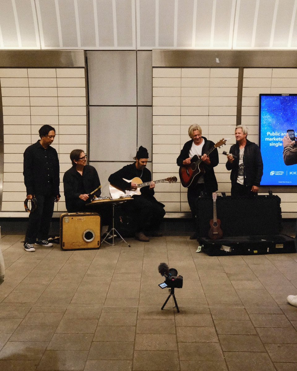 Switchfoot tweet media