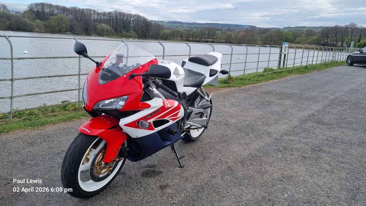 Paul Lewis tweet media