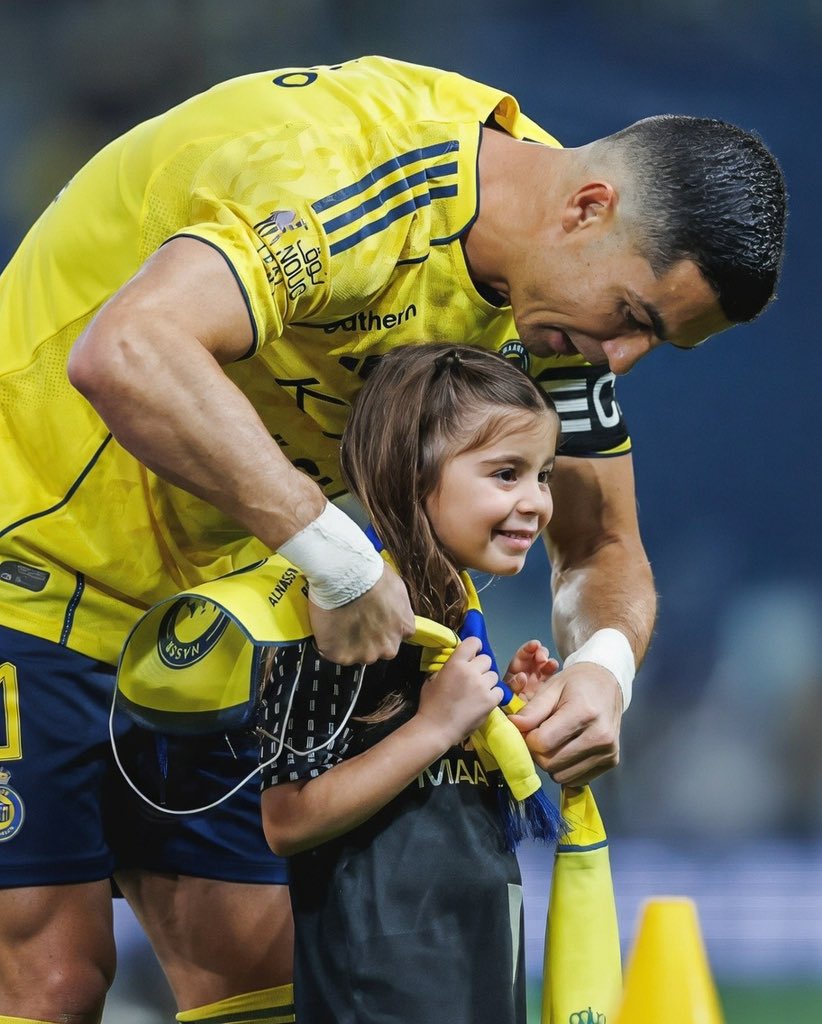 Joshua Zirkzee tweet media