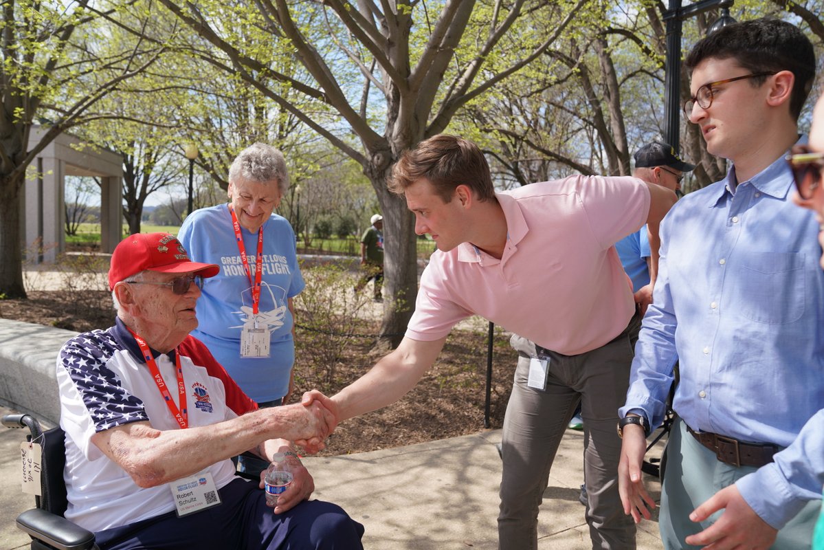 Senator Hawley Press Office tweet media