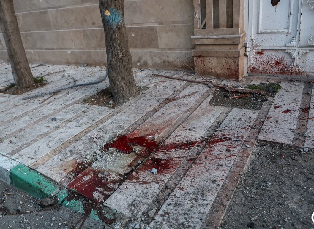 Image Trust tweet media