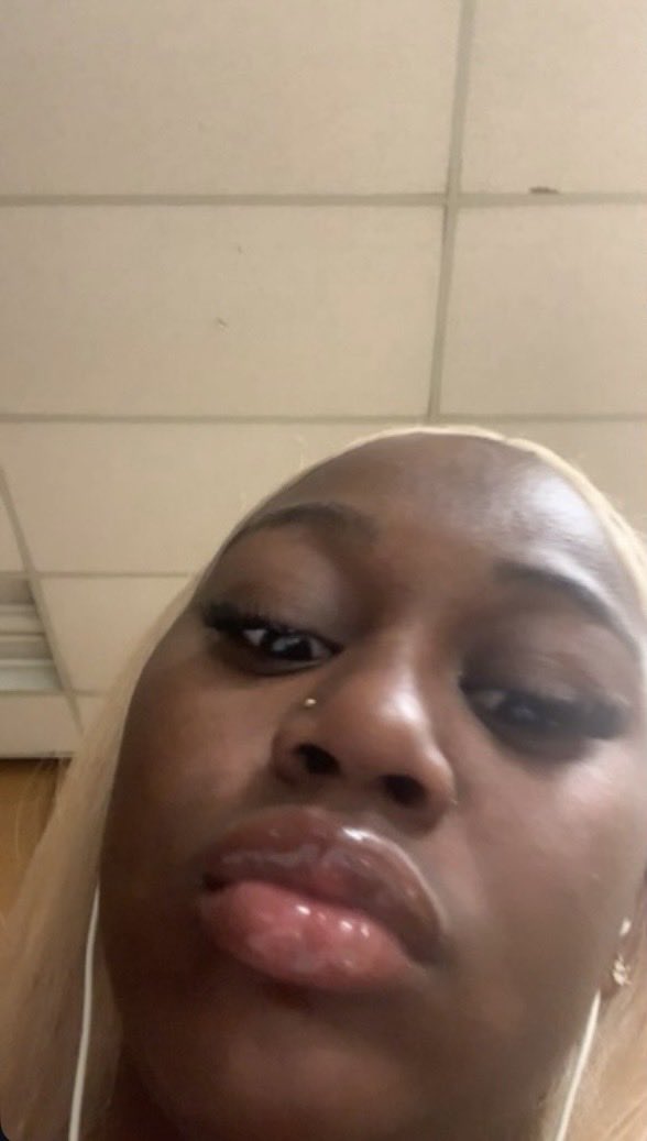 gabby👅 tweet media