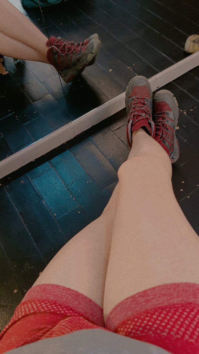 Dante_miilo's tweet photo. Volví con muslitos para ustedes preciosos :3 🥹 https://t.co/ZXGiaEzfHw