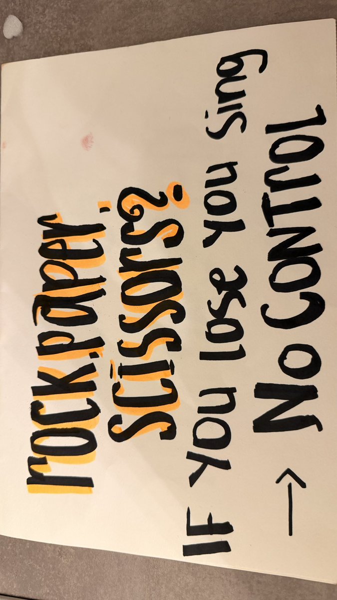 issapeony's tweet photo. @Louis_Tomlinson wdymmmm??? 😭 i had this sign in Berlin yesterday, you jumped to the left barricade catwalk where i was and you just sang it tonight in cologne??? i was not in cologne lol not my luck. https://t.co/YgCJsnXaNp