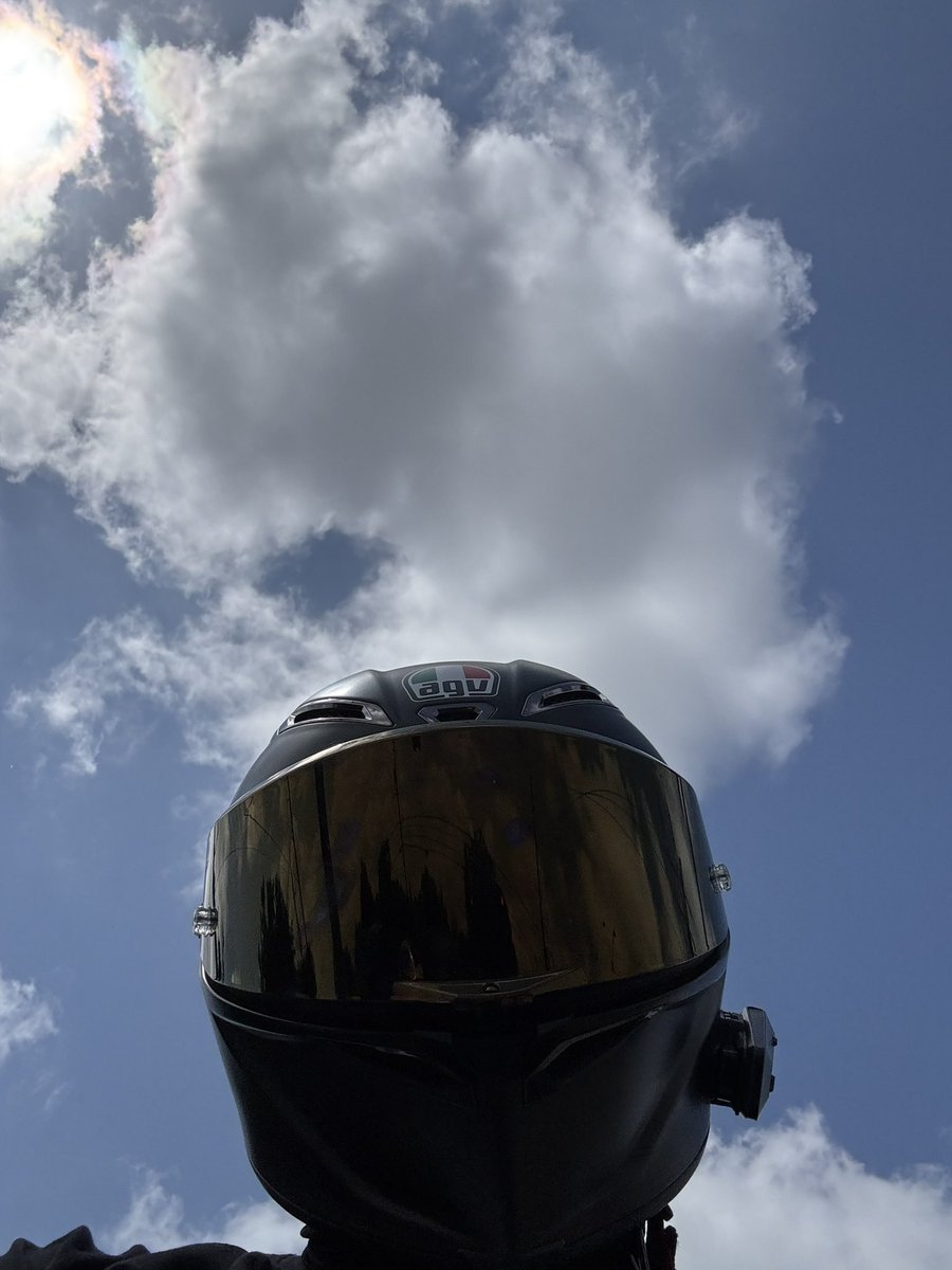hatethisapp08's tweet photo. Riding has my heart 💕. #motorbike #biker #motorcyclesports https://t.co/TaadOVS5NO