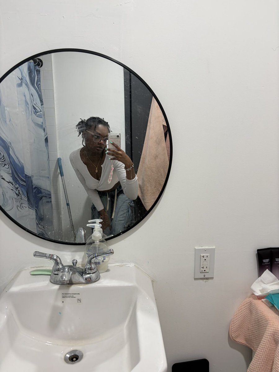 𝐍𝐀𝐈 𝐃𝐀 𝐃𝐎𝐍🦋 tweet media