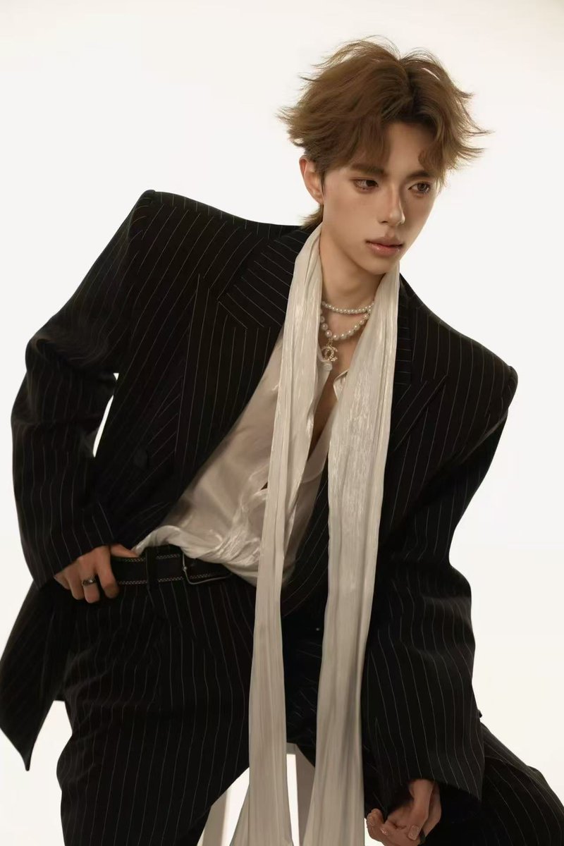 顾泽宇（男模版） tweet media