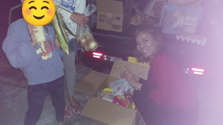 5世帯の宅食支援🍙
様々な事情を抱える女性たちからのSOS🆘
宅食支援を通して繋がり、必要な情報を届け行政へ繋いだり…。
少しでもみんなが良い方向へ進めるように😊
これは「食料」だけじゃない、想いの支援。
さあ、今日も動きます。
皆さま、素敵な一日を✨