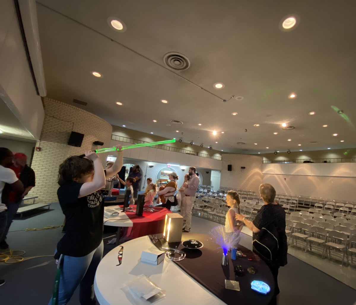 Austin Peay College of STEM tweet media