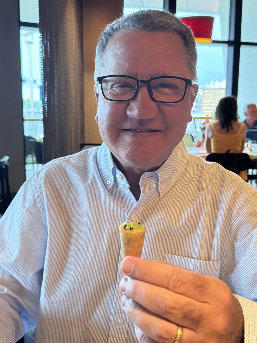 Black Stetson tweet media