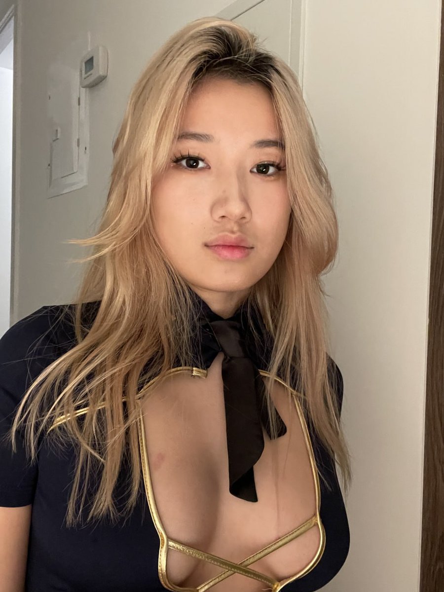 Fan of 18+ Fun tweet media