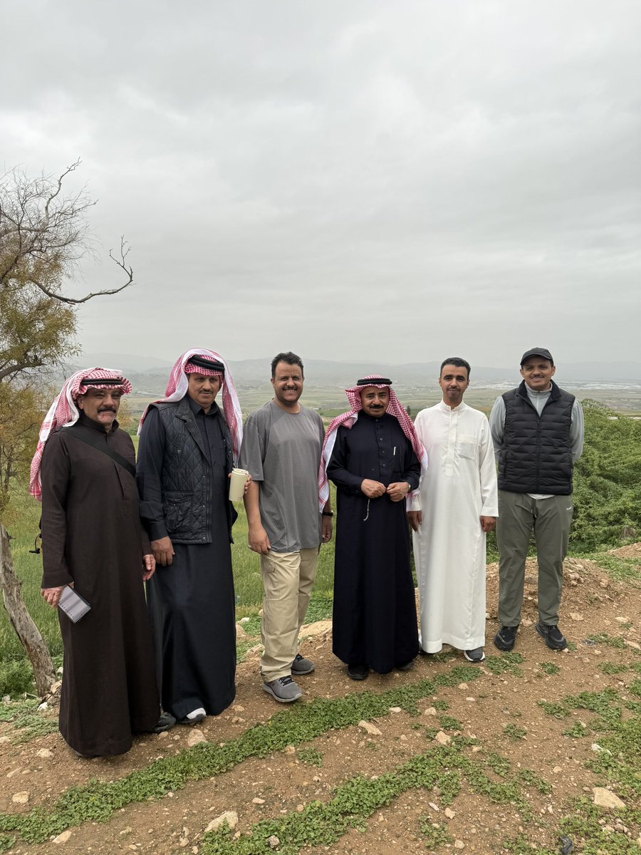 dhafer_KFU's tweet photo. يوم الخميس ١٤ / شوال / ١٤٤٧هـ  ٢ / أبريل / ٢٠٢٦م في رحلة جميلة مع أشقائي سعد وخالد وصالح وابن أخي عبدالله بن علي وابن الخال فايز بن ظافر في رحلة للأردن وسط أجواء خيالية وطبيعة أجمل وصحبة استثنائية ، فعلا كانت رحلة امتدت لأيام وتحسب من أيام العمر التي لا تنسى . https://t.co/xXA9MyhhqJ