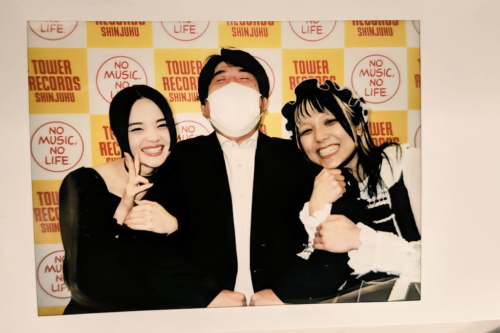 ムンおじ tweet media