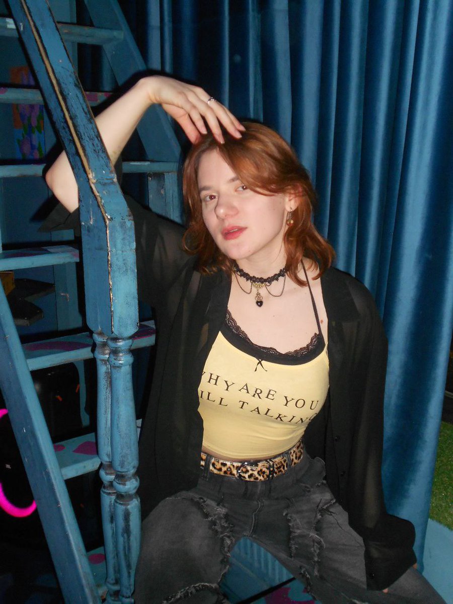 саша это я tweet media