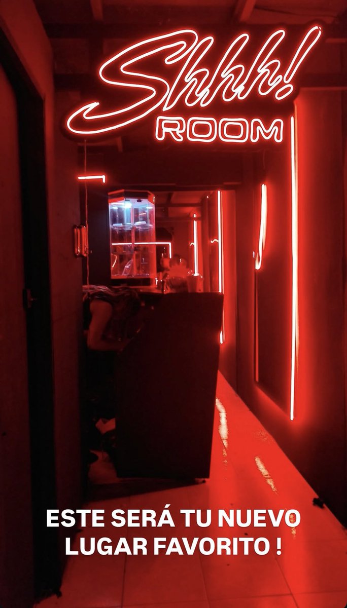 SHHH! ROOM tweet media