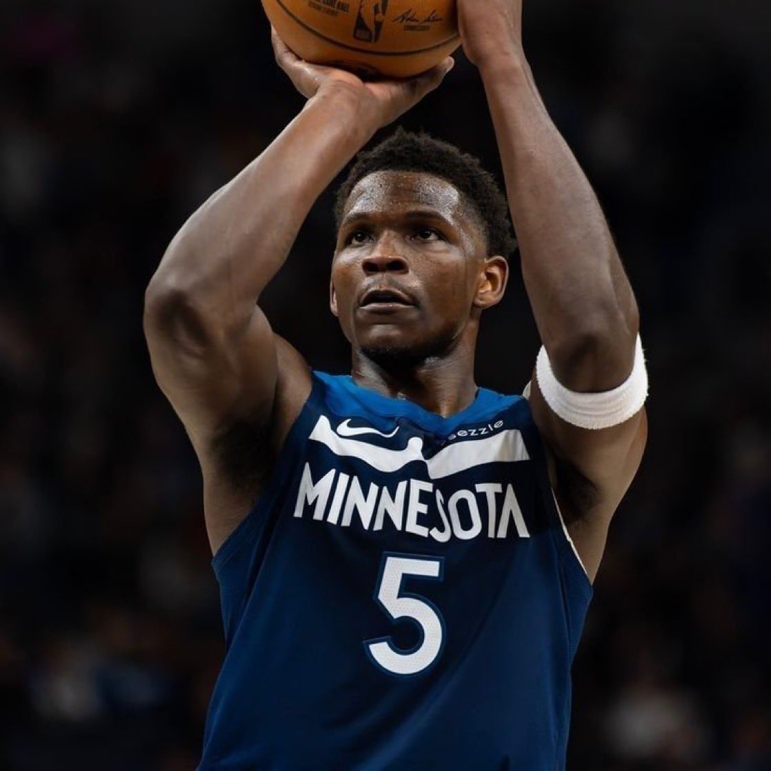 Wolves Lead tweet media