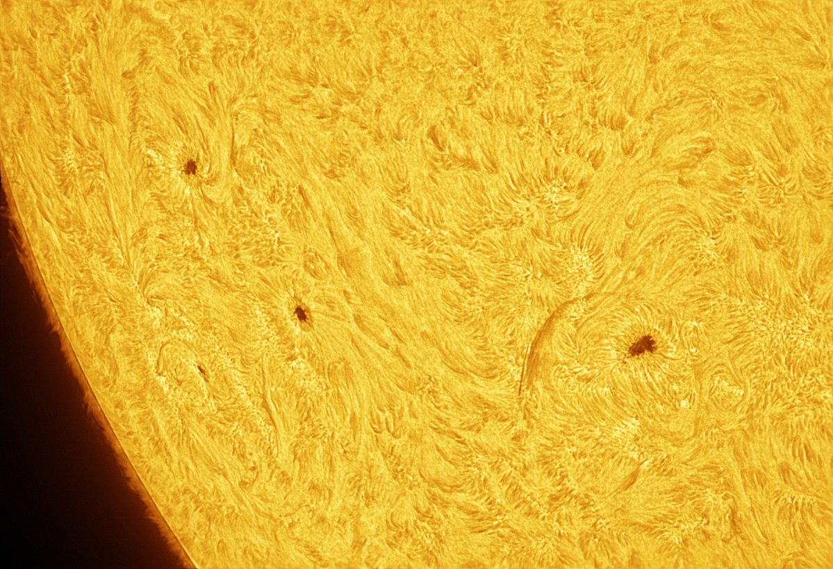 Astro_Montseny tweet media