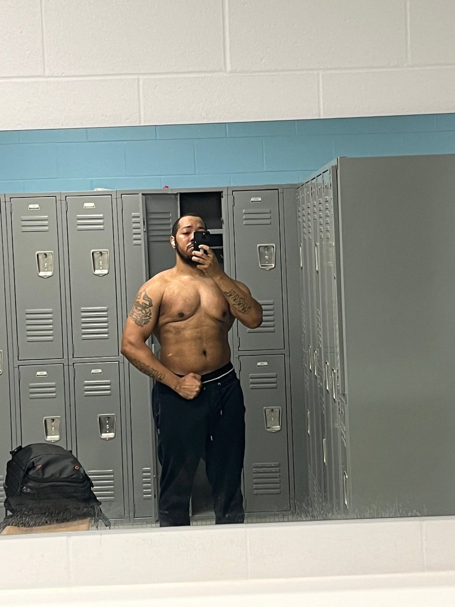 SmarttGuy92's tweet image. Last gym day of the week unfortunately 😒😤
#gymprogress 
#gymtok 
#gymmotivation 
#fitness 
#fypシ