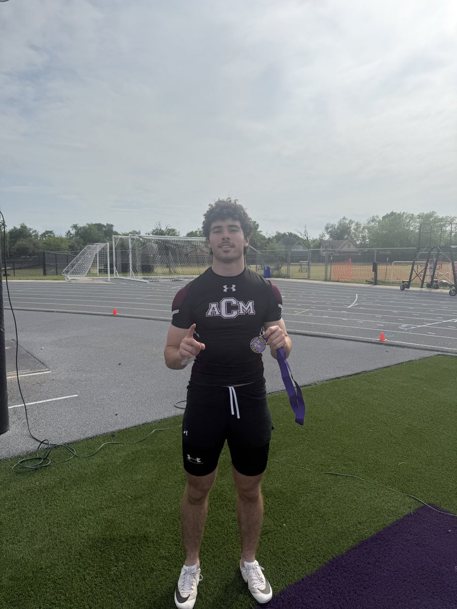 Consol Track & Field tweet media