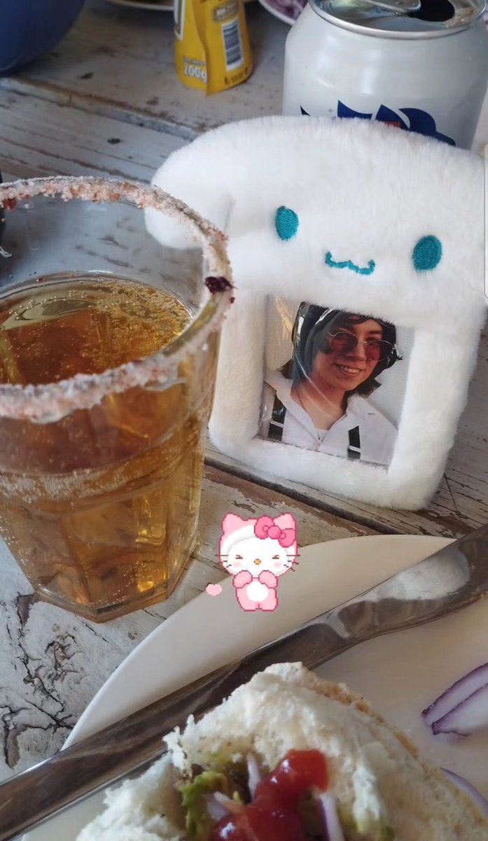 blue 🪷 tweet media