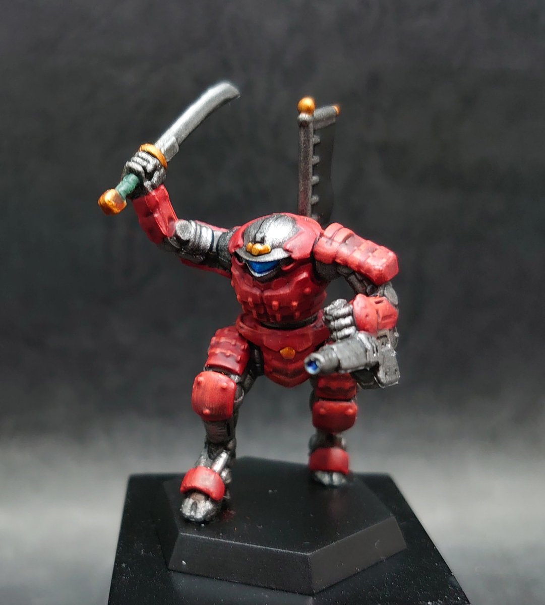 Morikaw90702047's tweet image. #バトルテック から
「ROKUROKUBI」完成です😉‼️
右腕は2種類あって差し替え可能です。
ROKUROKUBI要素は全く感じられませんが、なかなか味のあるメックだと思います😊
#バトルテック
#battletech