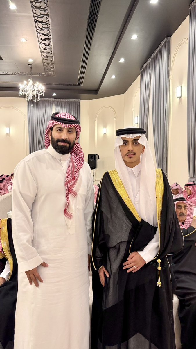 am_albader009's tweet photo. "افراح فروسية "

في فرحة جمعة الوسط الفروسي هذا المساء  واصحاب السمو الامراء واعيان وشيوخ القبائل في الاحتفال بالعريس الفارس أصيل السرحاني الله يتمم له على خير ويوفقه ويبني بيته بالبركه والسعادة 

مبروكككك ياعريسسس 💙🐎

@aseelSarhani https://t.co/GmUtQmIoOk