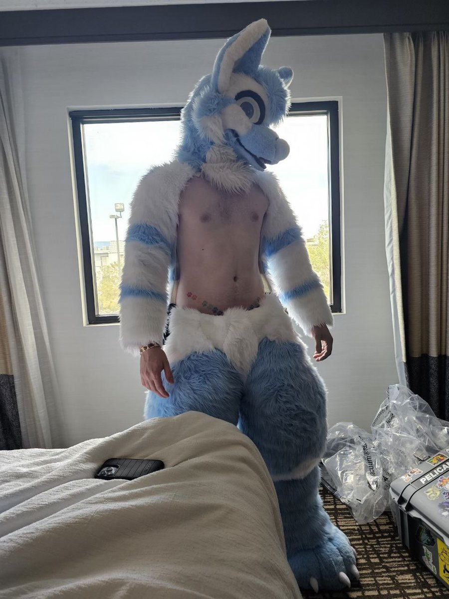 Tobi’s Fat Sheath🔜 LVFC tweet media