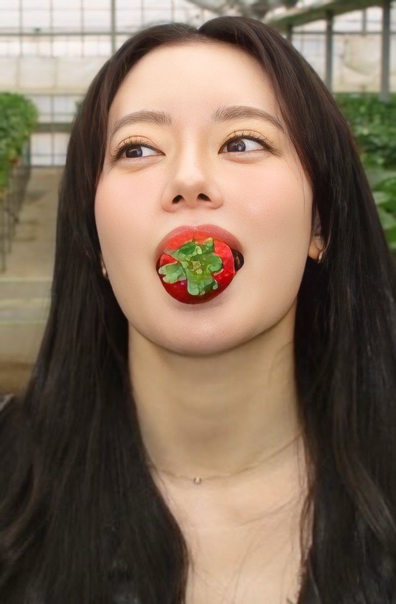 まみ@美女百科 tweet media