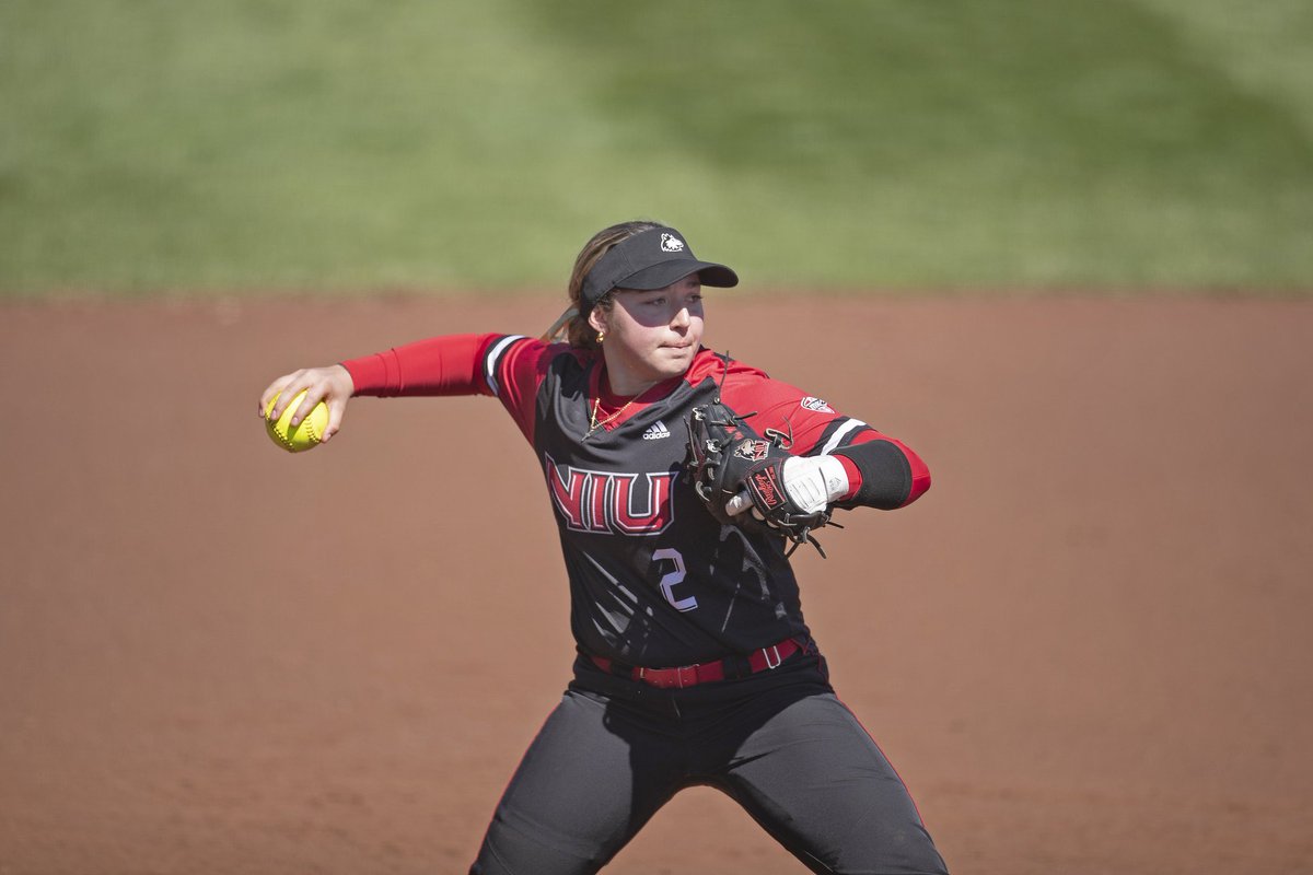 NIU Softball tweet media