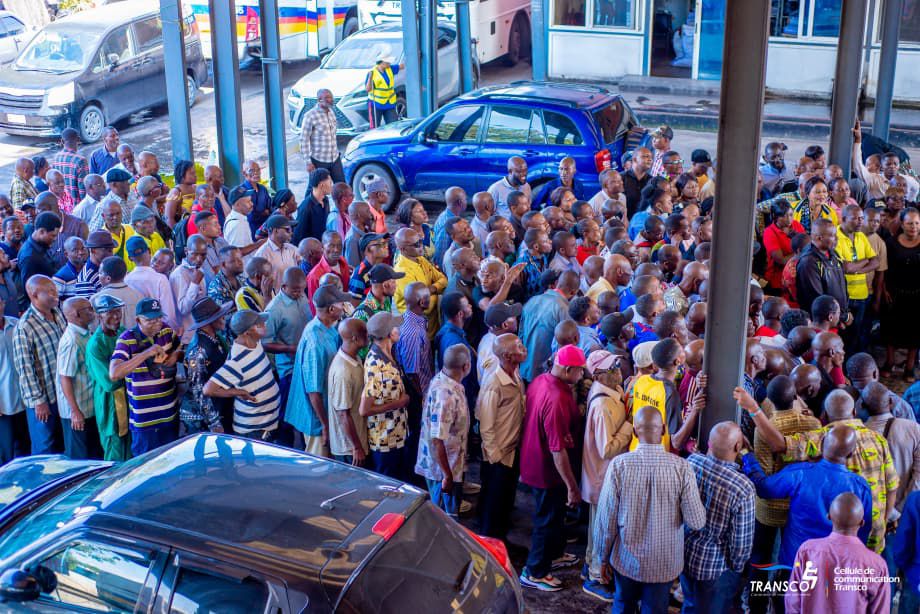 Sous l’impulsion du DG, Jérémie <a href="/CKilubu/">JEREMIE KILUBU M</a>, Transco a procédé au lancement de la délivrance des cartes de service biométriques.
Cette initiative s’inscrit dans une dynamique de modernisation des outils de gestion et d’identification des agents, en vue de renforcer l’efficacité.