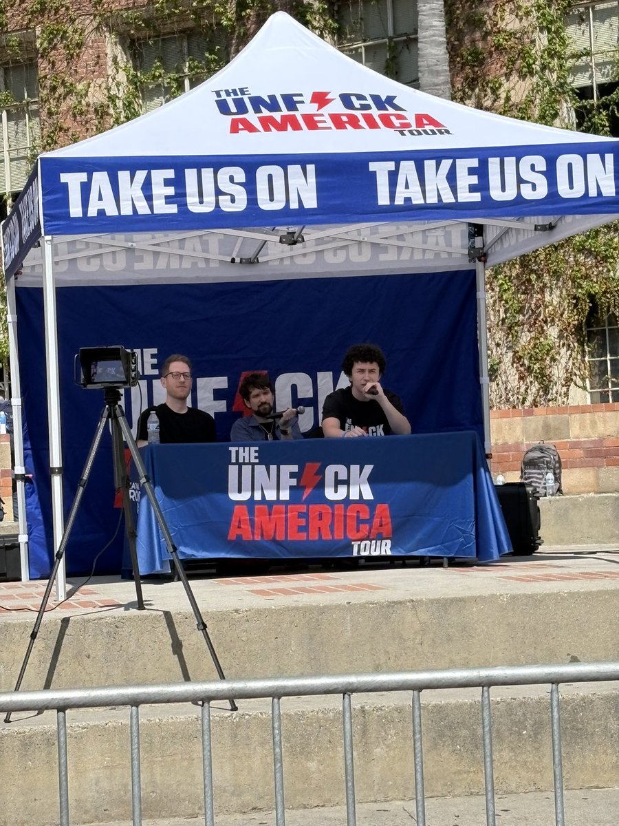 Zee Cohen-Sanchez tweet media