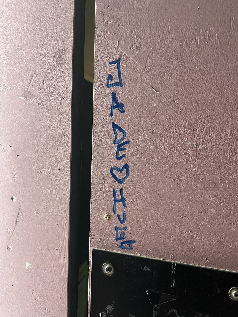 Hugo crypte tweet media